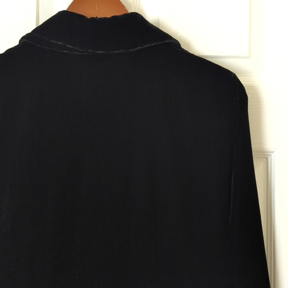 Banana Republic Y2K Vintage Silk Blend Velvet Long Sleeve Button Down Top Black - Picture 9 of 9